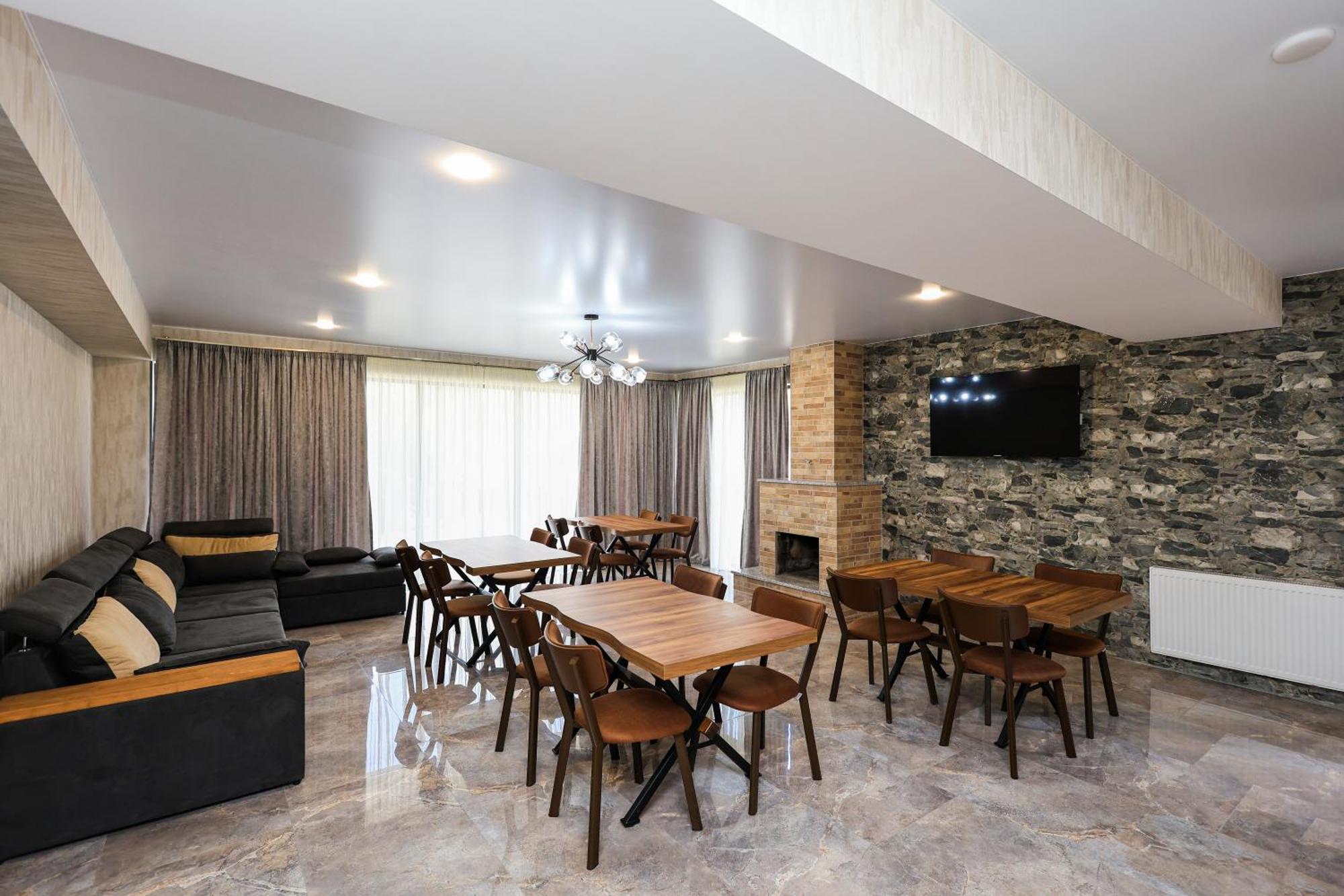 Heaven Hill Otel Kazbegi Dış mekan fotoğraf